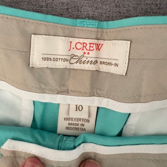 J Crew Shorts Chino Broken In 100% Cotton Short Shorts Light Mint Green Size 10 - Picture 2 of 2